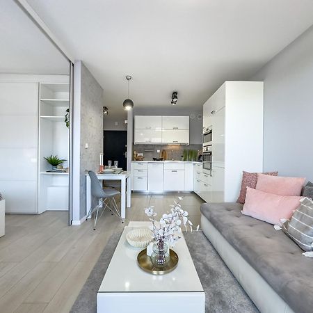 Nadwislanska Przystan Apartament Z Widokiem Na Wisle Krakow Luaran gambar